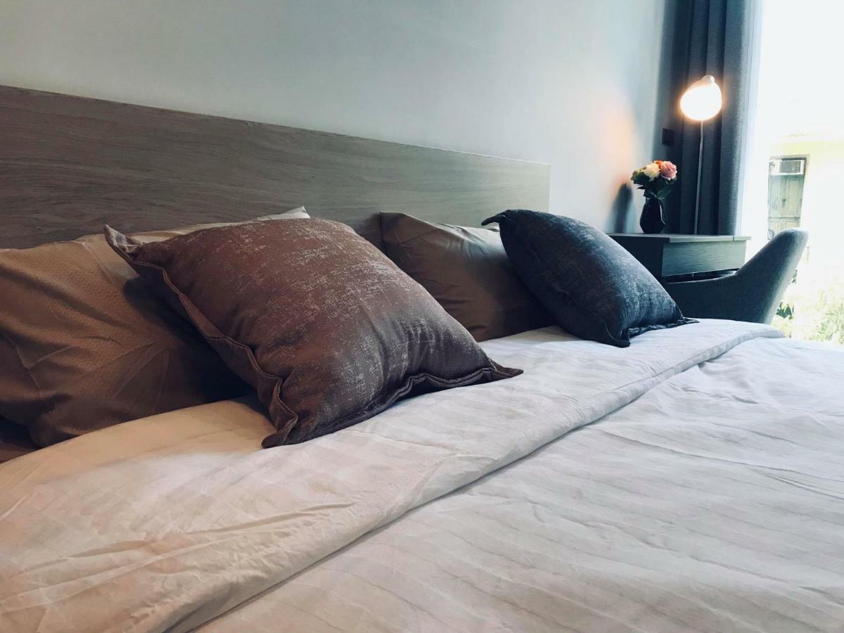 Cbd Asoke/Nana/Ploenchit +2 Mins To Terminal 21 Appartement Bangkok Buitenkant foto